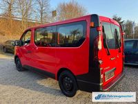 Gebraucht Opel Vivaro 90 PS (66 kW) 2015 Rot Van / Kleinbus