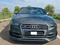 Gebraucht Audi S3 Ambiente 300 PS (220 kW) 2015 Grau Limousine