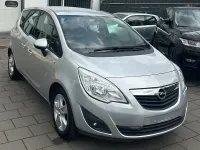 Gebraucht Opel Meriva Edition 120 PS (88 kW) 2011 Silber Van / Kleinbus