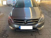 Gebraucht Mercedes B180 109 PS (80 kW) 2012 Grau Van / Kleinbus