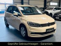 Gebraucht VW Touran 150 PS (110 kW) 2024 Beige Van / Kleinbus