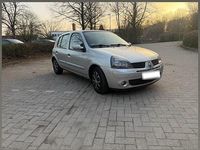 Gebraucht Renault Clio II 75 PS (55 kW) 2004 Grau Kleinwagen