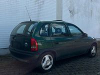 Gebraucht Opel Corsa 45 PS (33 kW) 1996 Grün Kleinwagen