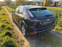 Second-hand Ford Focus 100 CP (73 kW) 2010 Negru Hatchback