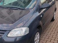Usata VW Fox 64 CV (47 kW) 2004 Grigio Utilitaria