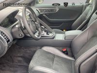 Gebraucht Jaguar F-Type R-Dynamic 300 PS (220 kW) 2024 Santoriniblack Coupé