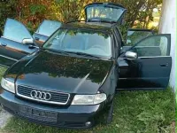 Gebraucht Audi A4 116 PS (85 kW) 2000 Schwarz Kombi