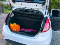 Gebraucht Ford Fiesta 95 PS (69 kW) 2014 Weiß Kleinwagen
