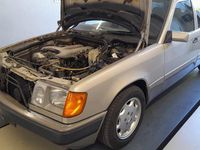 Gebraucht Mercedes 300 147 PS (108 kW) 1990 Beige Kombi
