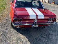 Gebraucht Ford V8 210 PS (154 kW) 1967 Rot Coupé