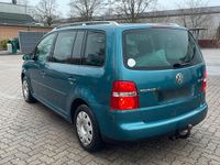 Gebraucht VW Touran 140 PS (102 kW) 2004 Blau Van / Kleinbus