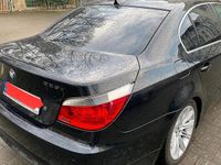 Gebraucht BMW 525 177 PS (130 kW) 2004 Schwarz Limousine