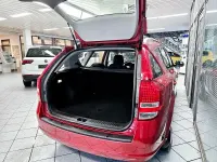 Usado Kia Ceed 125 CV (91 kW) 2012 Rojo Utilitario