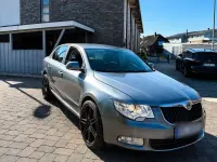 Gebraucht Skoda Superb 166 PS (122 kW) 2013 Grau Limousine
