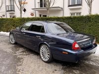 Gebraucht Jaguar XJ8 298 PS (219 kW) 2009 Blau Limousine