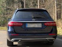 Gebraucht Mercedes E400 330 PS (242 kW) 2020 Blau Kombi