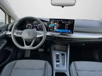 Gebraucht VW Golf VIII Life 204 PS (150 kW) 2025 Pure white Limousine