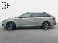 Gebraucht Skoda Superb 218 PS (160 kW) 2023 Stahlgrau Kombi