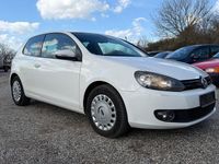 Gebraucht VW Golf VII 105 PS (77 kW) 2012 Weiß Limousine