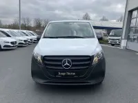 Gebraucht Mercedes Vito 163 PS (119 kW) 2024 Arktikweiß Van