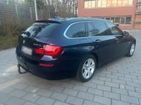 Używany BMW 530 258 KM (189 kW) 2011 Niebieski Kombi