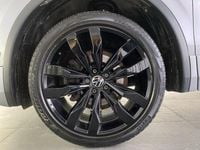 Gebraucht VW Tiguan Allspace R-line 200 PS (147 kW) 2023 Pyritsilber metallic SUV