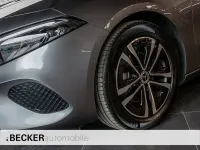 Gebraucht Mercedes A180 Progressive 150 PS (110 kW) 2025 Mountaingrau Limousine