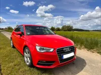 Gebraucht Audi A3 Attraction 150 PS (110 kW) 2015 Rot Limousine
