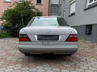 gebraucht Mercedes E200 E-Klasse