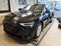 Gebraucht Audi e-tron Black Edition 300 kW (408 PS) 2023 Mythosschwarz metallic SUV