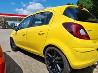 Gebraucht Opel Corsa Color Edition 101 PS (74 kW) 2011 Gelb Kleinwagen