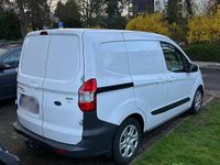 Gebraucht Ford Transit 105 PS (77 kW) 2017 Weiß Van / Kleinbus