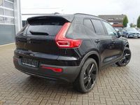 Neu Volvo XC40 Plus 163 PS (119 kW) 2025 Onyx black SUV