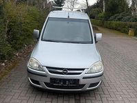 Gebraucht Opel Combo 100 PS (73 kW) 2008 Silber Van / Kleinbus
