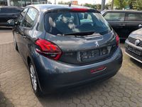 gebraucht Peugeot 208 Active