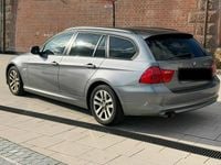 Gebraucht BMW 316 116 PS (85 kW) 2012 Grau Kombi