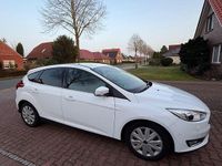 Gebraucht Ford Focus Business Edition 150 PS (110 kW) 2016 Weiß Limousine