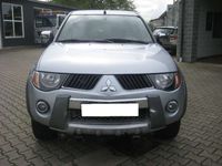 gebraucht Mitsubishi L200 Pick Up 4x4 Double Cab 30 Jahre mit Schneepflug