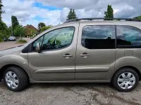 Gebraucht Peugeot Partner Tepee Active 110 PS (80 kW) 2018 Andere farben Van / Kleinbus