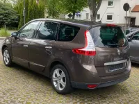 Gebraucht Renault Grand Scénic III Dynamique 131 PS (96 kW) 2011 Braun Van / Kleinbus