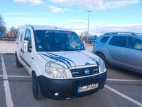 Gebraucht Fiat Doblò 131 PS (96 kW) 2009 Weiß Van / Kleinbus