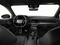 Gebraucht Audi RS3 Sport 400 PS (294 kW) 2025 Pythongelb Limousine