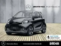 Gebraucht Smart ForTwo Electric Drive Exclusive 60 kW (82 PS) 2024 Bodypanels in black Cabrio