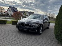 Gebraucht BMW 116 109 PS (80 kW) 2015 Schwarz Kleinwagen