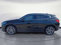 gebraucht BMW X2 sDrive18d Panoramadach, M Sportfahrwerk, Navi