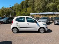Gebraucht Hyundai i10 Edition 67 PS (49 kW) 2011 Weiß Kleinwagen