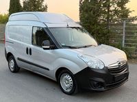 Gebraucht Opel Combo 105 PS (77 kW) 2015 Silber Van / Kleinbus
