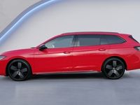 Gebraucht VW Passat R-line 193 PS (141 kW) 2024 Rot Kombi