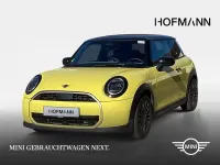Gebraucht Mini Cooper Favoured 114 kW (156 PS) 2025 Sunny side yellow Kleinwagen