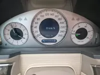 Gebraucht Mercedes E320 204 PS (150 kW) 2005 Gelb Limousine